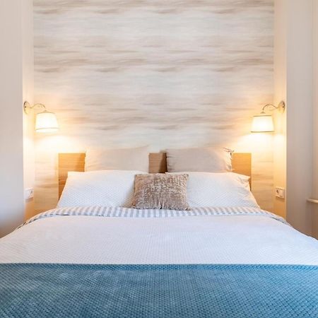 Old Town Bridge Apartment Free Parking كلابيدا المظهر الخارجي الصورة